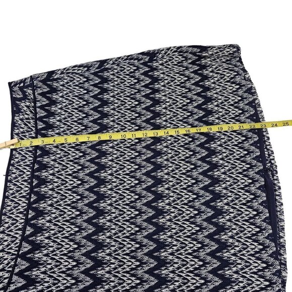 Cato Women’s Blue Slip Lined Chevron Pattern A-Line Skirt Size 18W - Picture 7 of 14